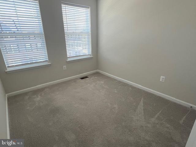 Building Photo - 98 Extrovert Dr