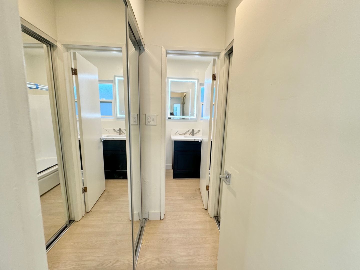 Building Photo - 3419-31 Keystone Ave