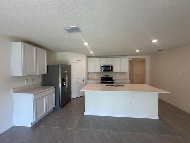 Building Photo - 7798 SW 139th St Rd