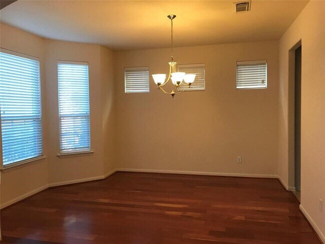 Building Photo - 8318 Golden Harbor