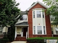 Building Photo - 141 Forest Dr