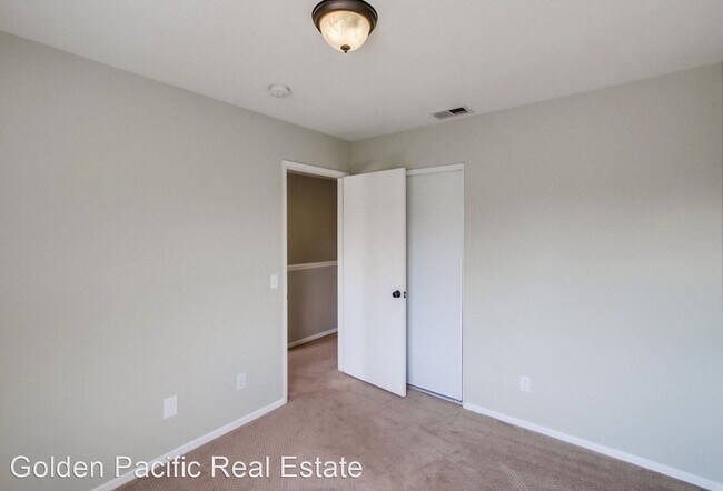 Building Photo - 3 br, 2.5 bath House - 1214 Avenida Fragata