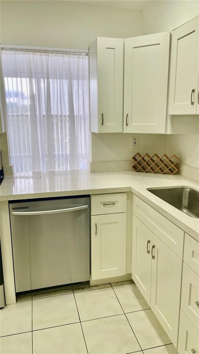 Building Photo - 17620 Atlantic Blvd