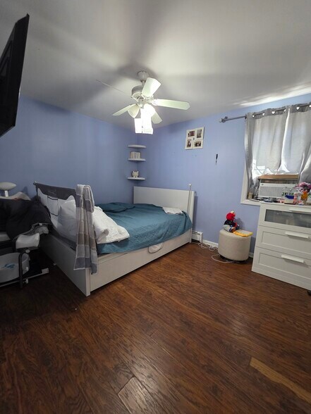 Bedroom 2 - 6 Intervale Ave