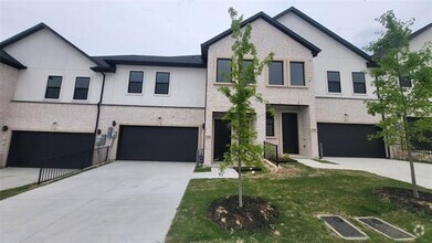 Building Photo - 2344 Alsiddiq Dr