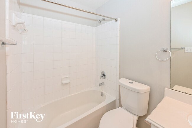 Building Photo - 7206 Emerald Run Ln