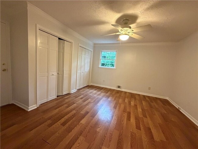 Building Photo - 4254 Burleigh Dr