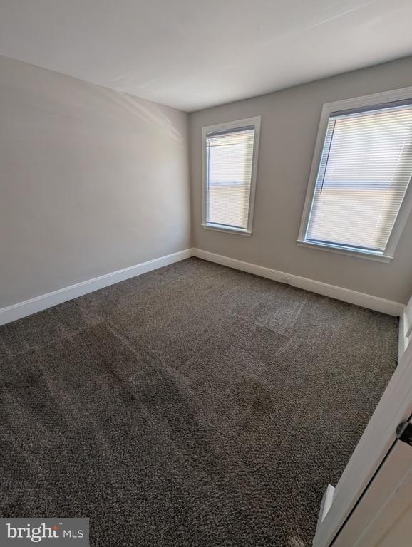 Building Photo - 38 Denham Ave