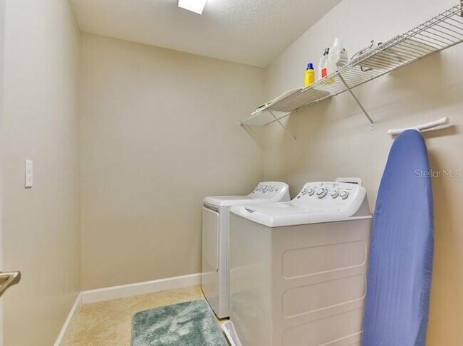 Building Photo - 14051 Tropical Kingbird Way