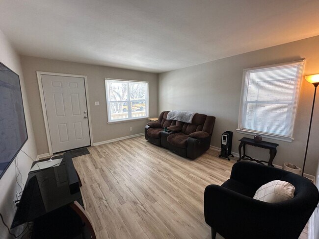 Building Photo - 2915 N 54th St