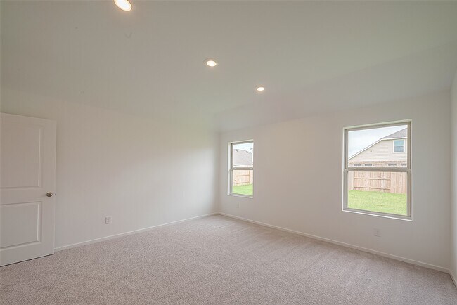 Building Photo - 27235 Henley Rdg Dr