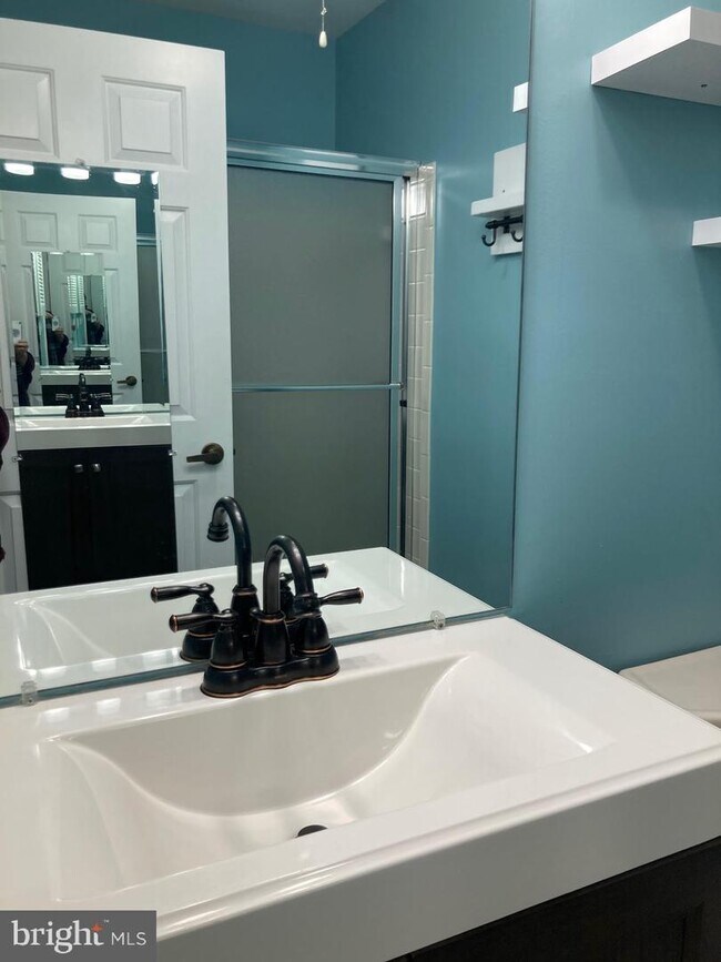 Building Photo - 2819 Berth Ct