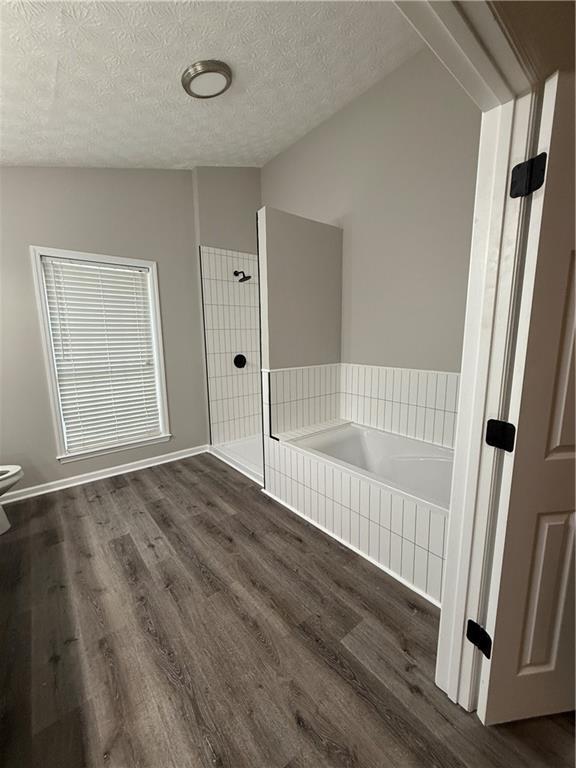 Building Photo - 4820 Tanners Spring Dr