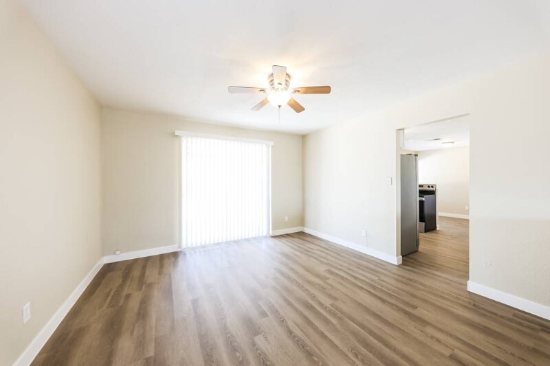 Building Photo - 4908 W Catalina Dr