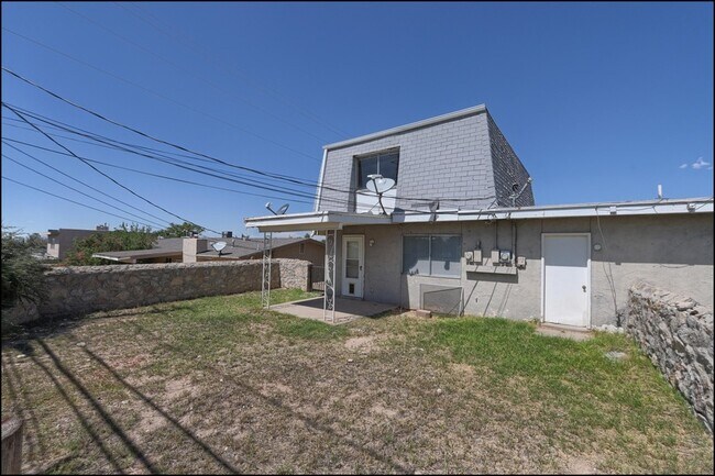 Building Photo - 6951 Alto Rey Ave
