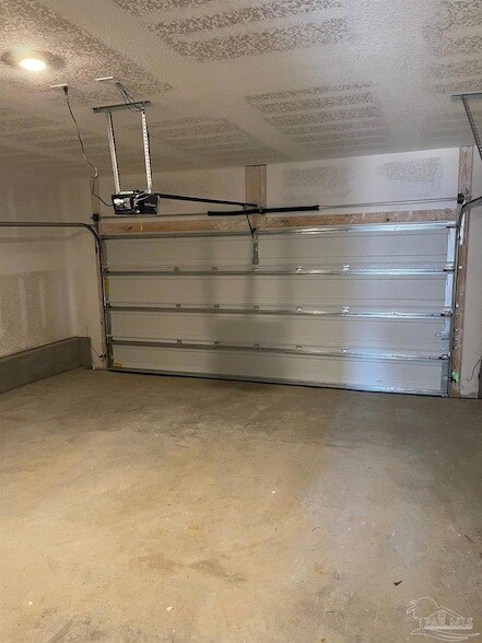 Building Photo - 10942 Blacktail Loop