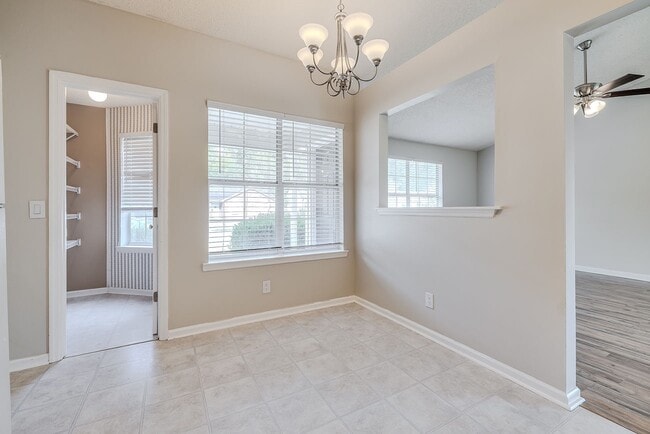 Building Photo - 118 Laurelwood Dr