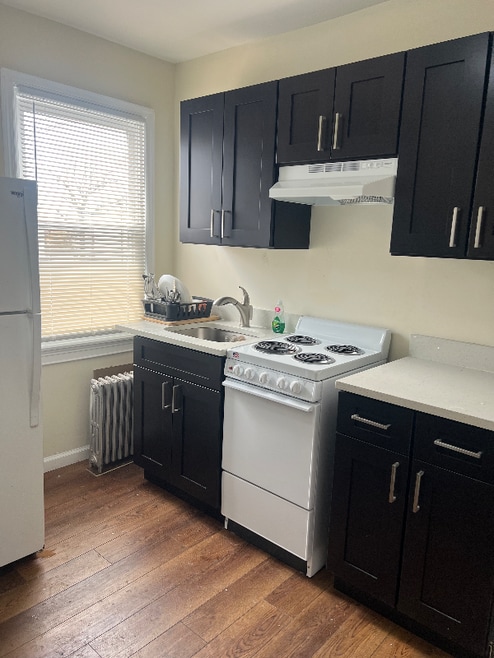 Building Photo - 958 Chancellor Ave