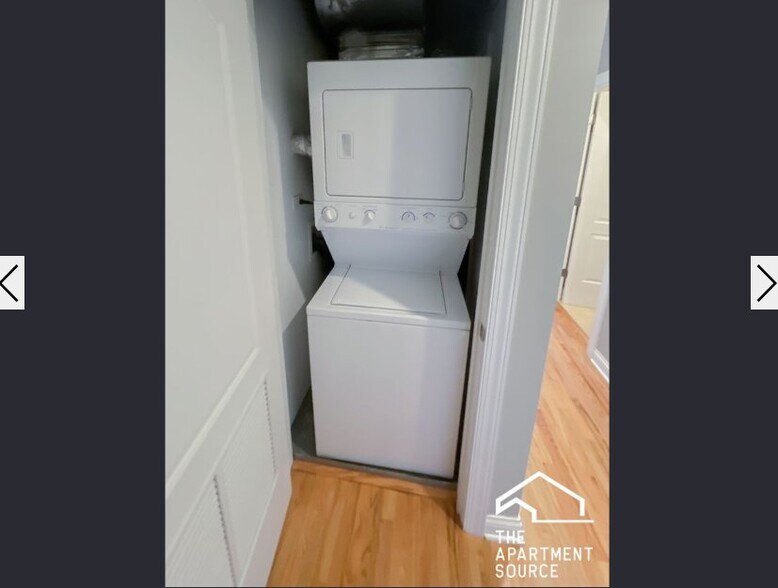 Building Photo - 1636 W Grace St