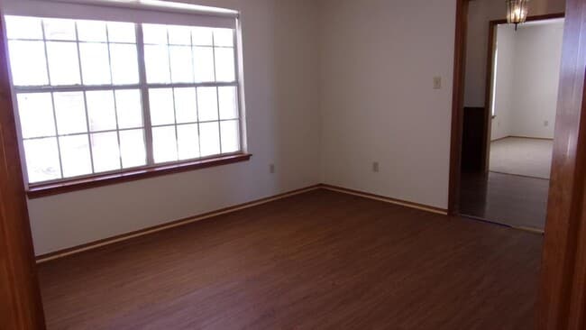 Building Photo - 1802 Goehmann Ln