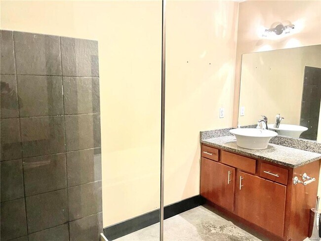 Building Photo - 1113 Washington Ave