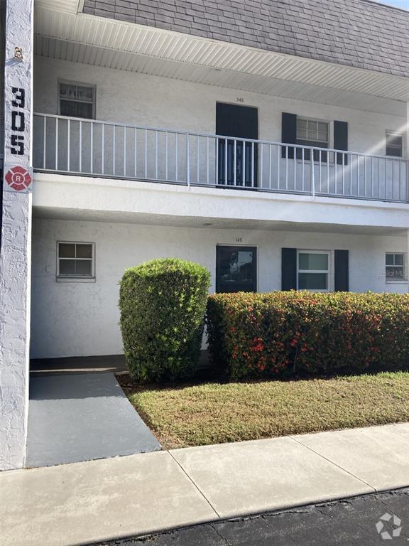 Building Photo - 305 47th Ave Dr W