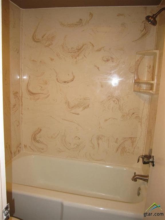 Building Photo - 323 Top Hill Dr