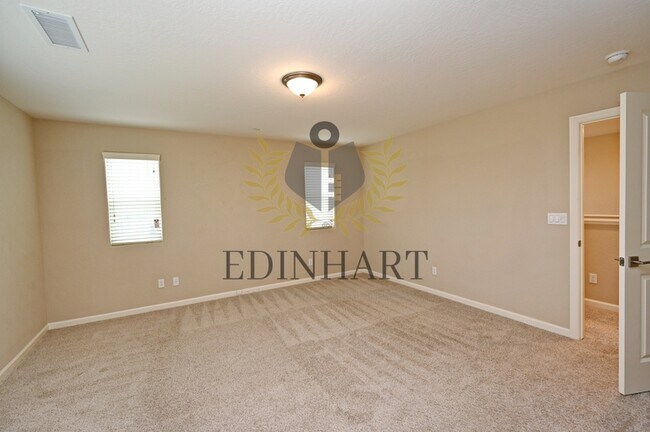 Building Photo - 231 Nabors Dr S