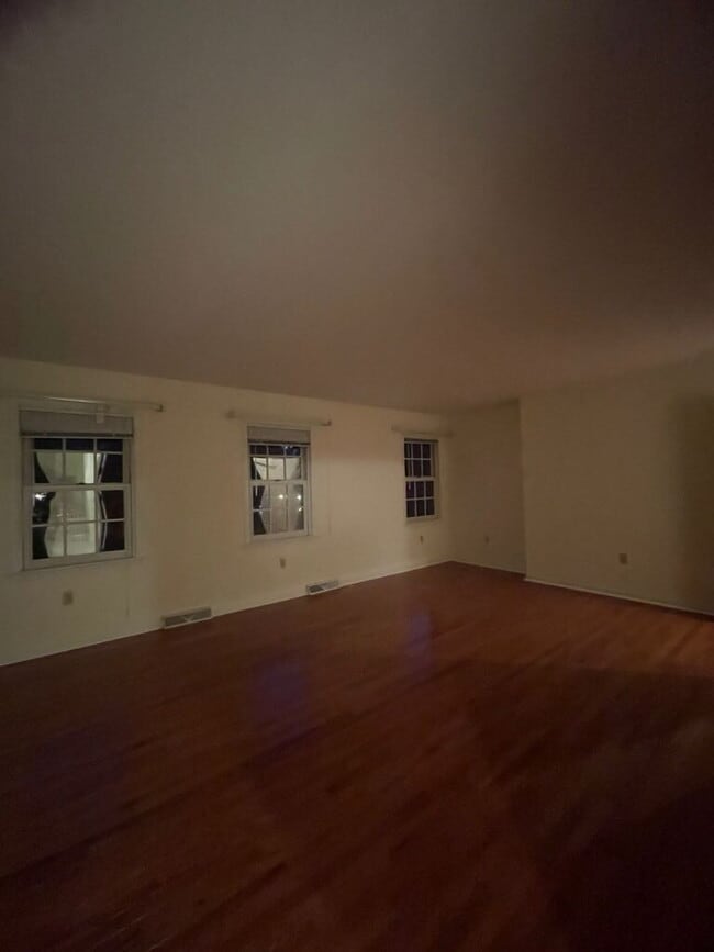 Building Photo - 3608 Regency Ln