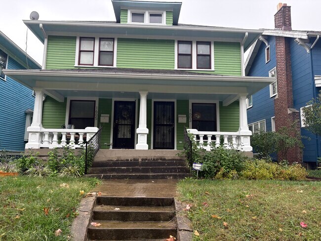 Building Photo - 1603 E Michigan St