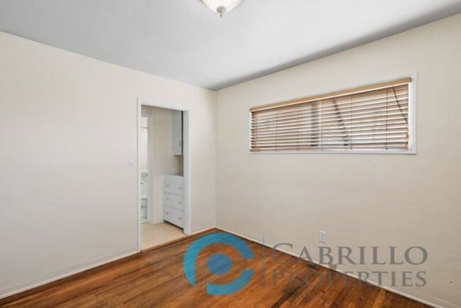 Building Photo - 4334 Cleveland Ave