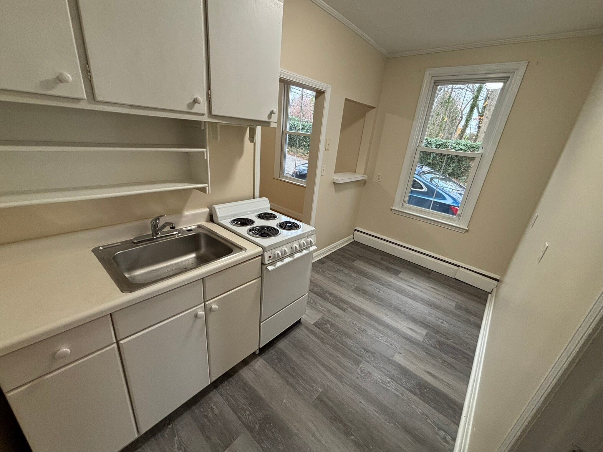 Kitchen - 6045 Old Washington Rd