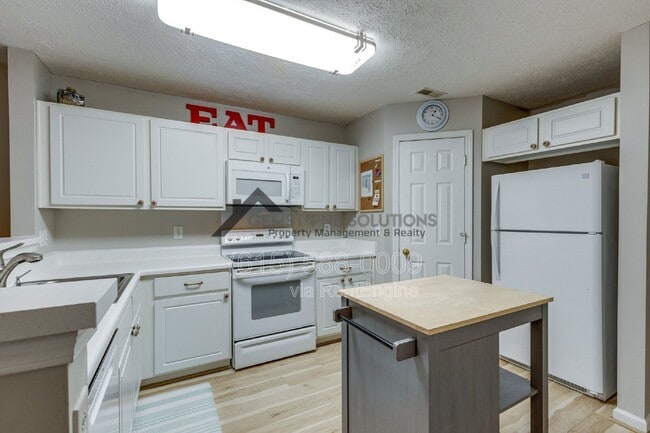 Building Photo - 668 Flintlock Ct