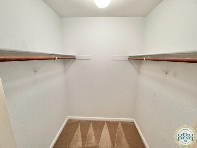 Building Photo - Charming 3-Bedroom, 2.5-Bathroom Condo in Novato