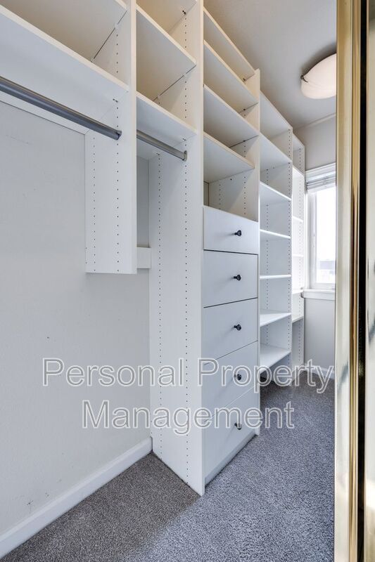 Building Photo - 112 W 24th St