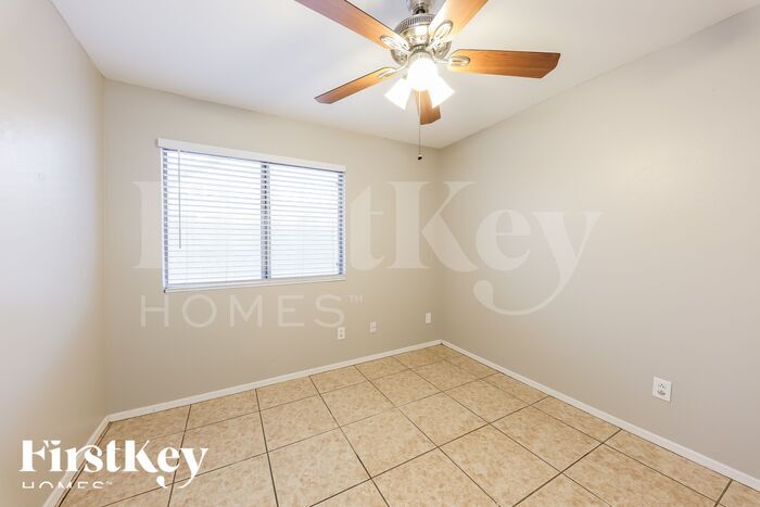 Building Photo - 14921 W Watson Cir