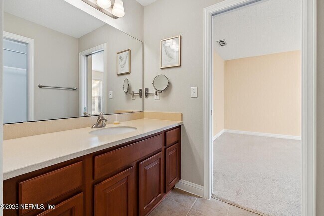 Building Photo - 11725 Paddock Gates Dr