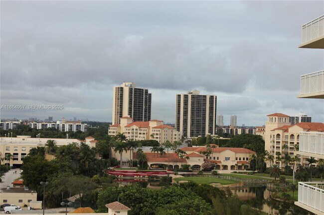 Building Photo - 19501 W Country Club Dr