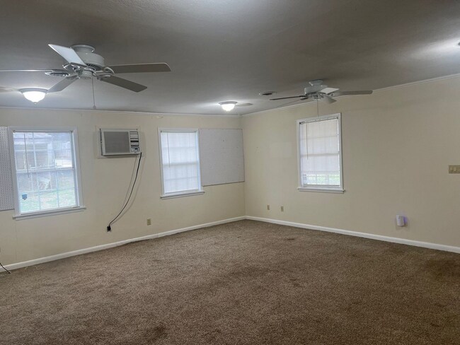 Building Photo - 2502 Blair Blvd