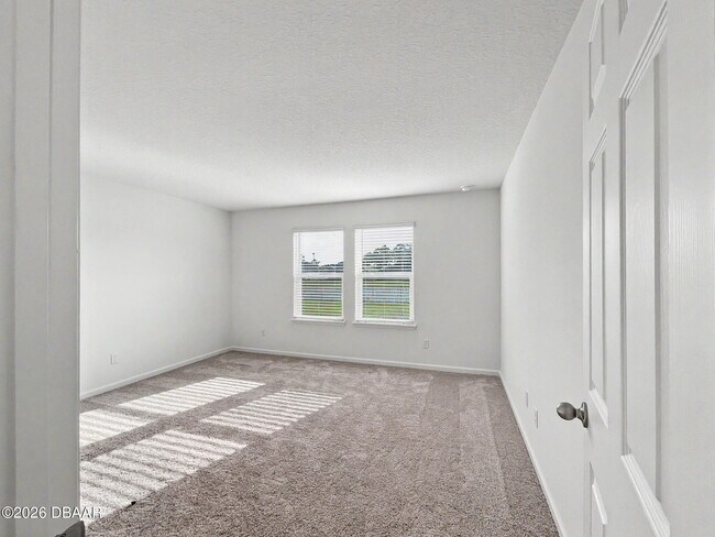 Building Photo - 55 Signet Cir
