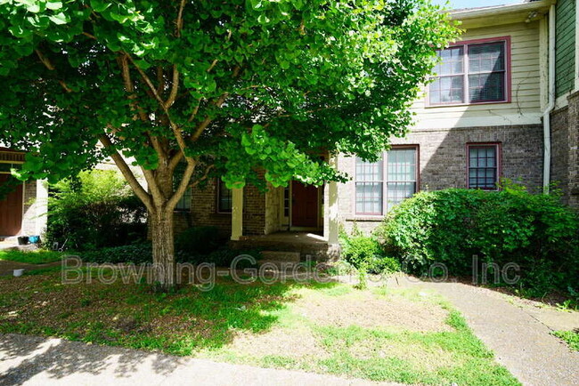 Primary Photo - 1410 Caldwell Ave