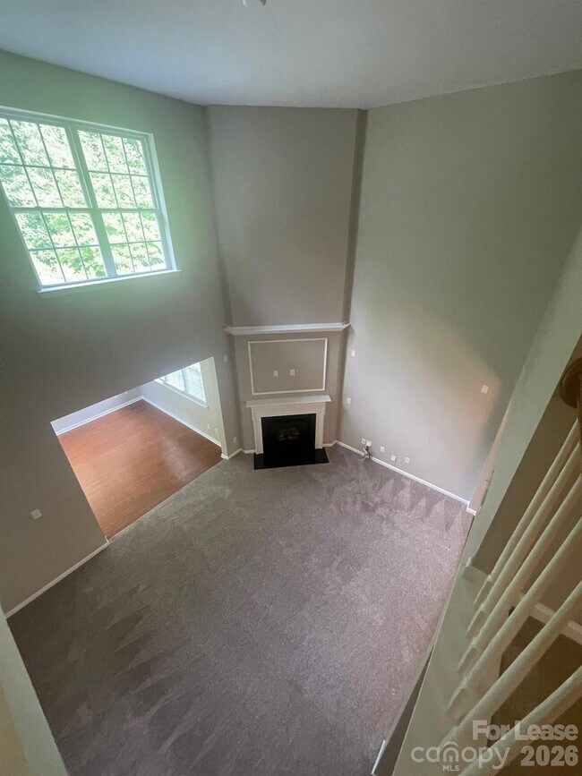 Building Photo - 13606 Delstone Dr