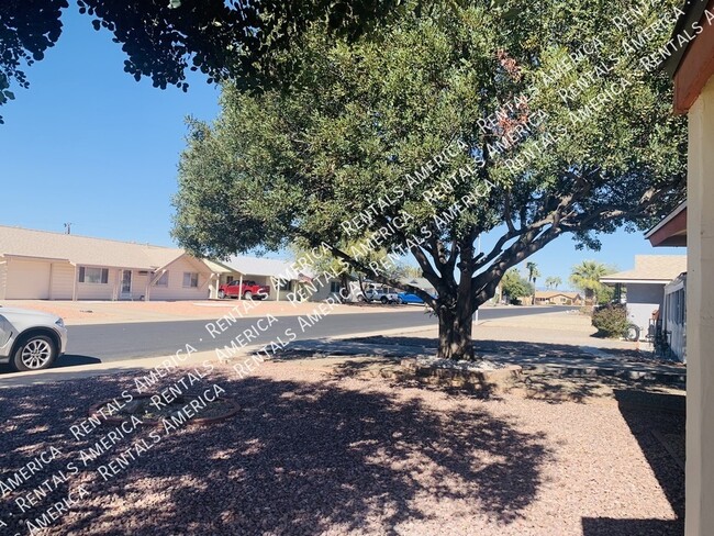 Building Photo - 11433 N Hagen Dr