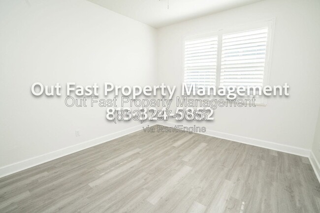 Building Photo - 4859 W Prescott St
