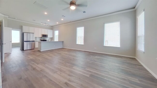 Building Photo - 9706 Stewart Springs Blvd