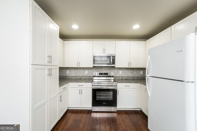 Building Photo - 320 Eagles Pkwy