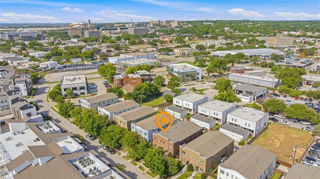 Building Photo - 210 Wimberly St