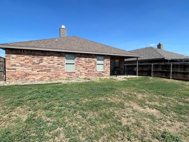 Building Photo - 9703 Desert Ave