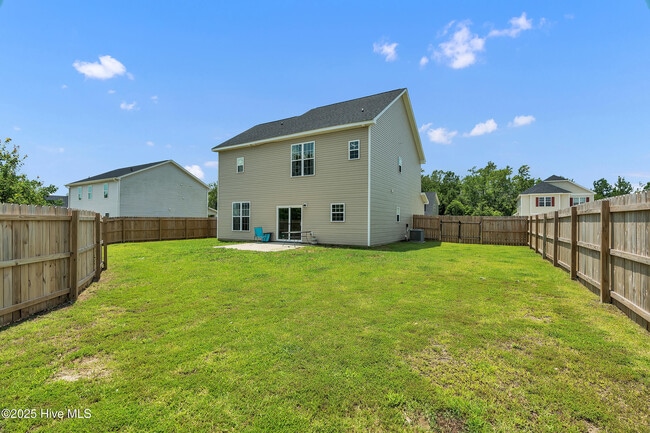 Building Photo - 1115 Carteret Mnr Dr