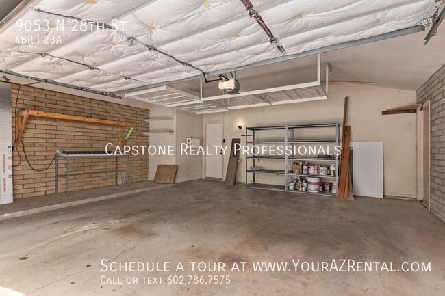 Building Photo - 9053 N 28th St